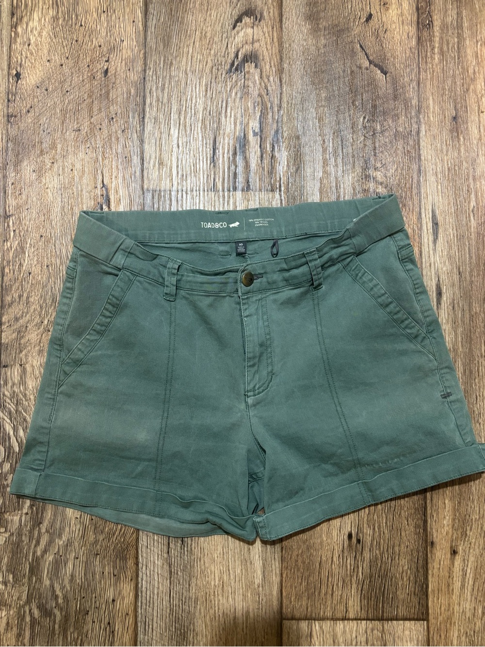 Toad&Co Olive Green Women's Utility Shorts